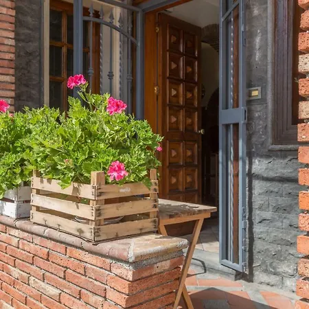 La Casa Di Iside A Mare